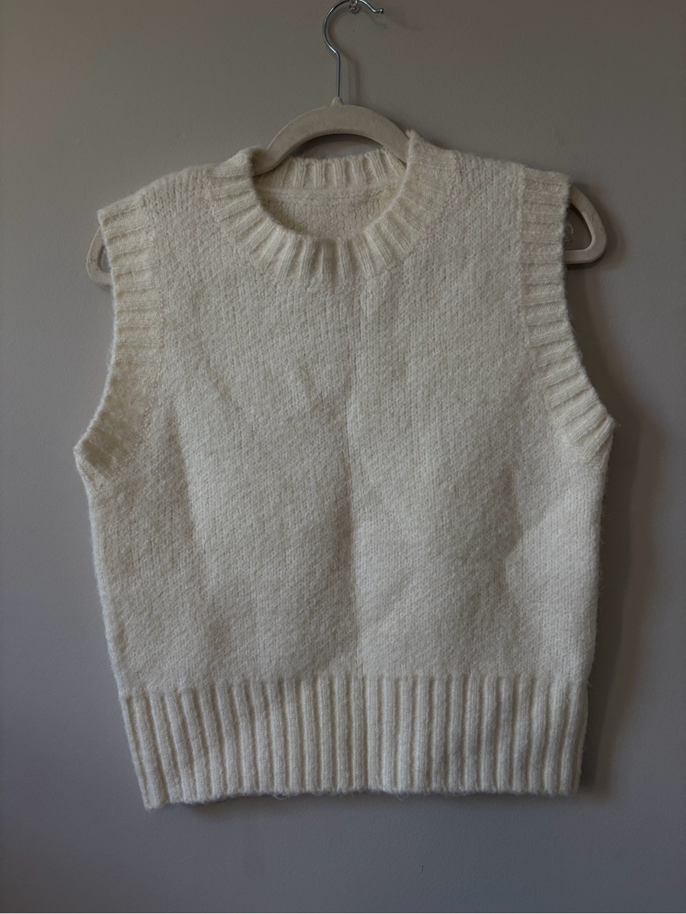 Cider Cream Sleeveless Crewneck Knit Vest
